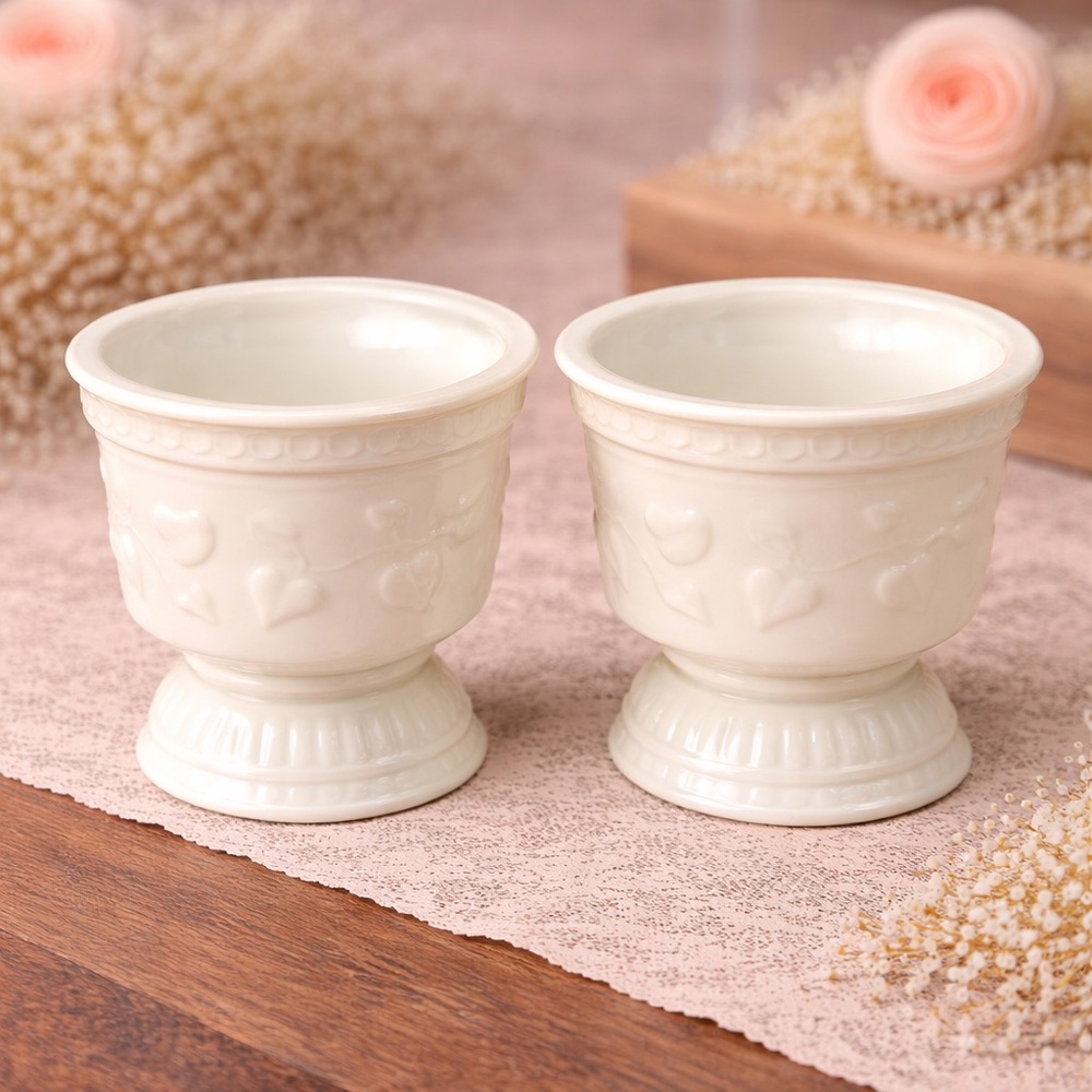 Vintage Indiana Milk Glass Pedestal Ivy Planters‎ Set of 2